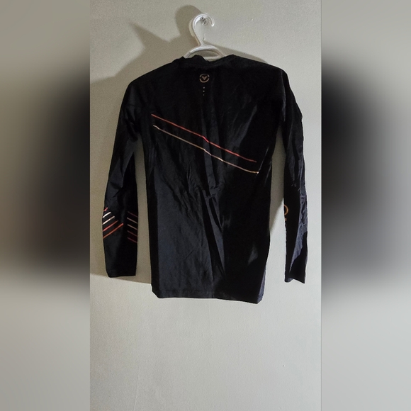 Virus Black Rashguard with Subtle Design - Picture 2 of 3